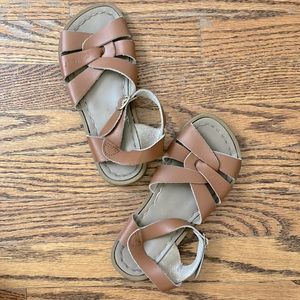 Salt Water Leather Sandals size 13 by Hoy Kids Tan